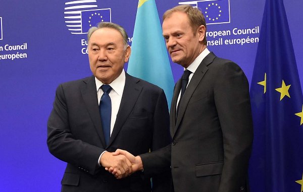 Назарбаев и глава Евросовета обсудили двустороннее сотрудничество