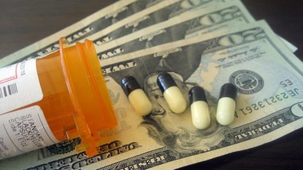 Забота о здоровье обходится казахстанцам все дороже