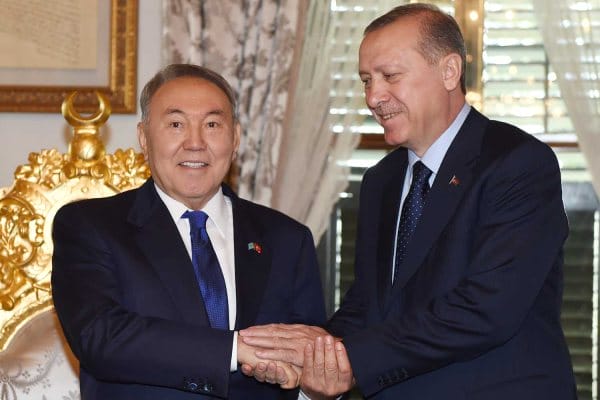 Эрдоган и Назарбаев приняли декларацию по исламскому примирению