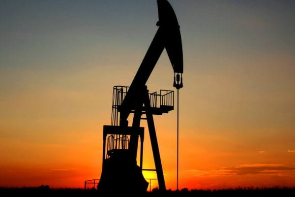 Азербайджан планирует присоединиться к заморозке нефти