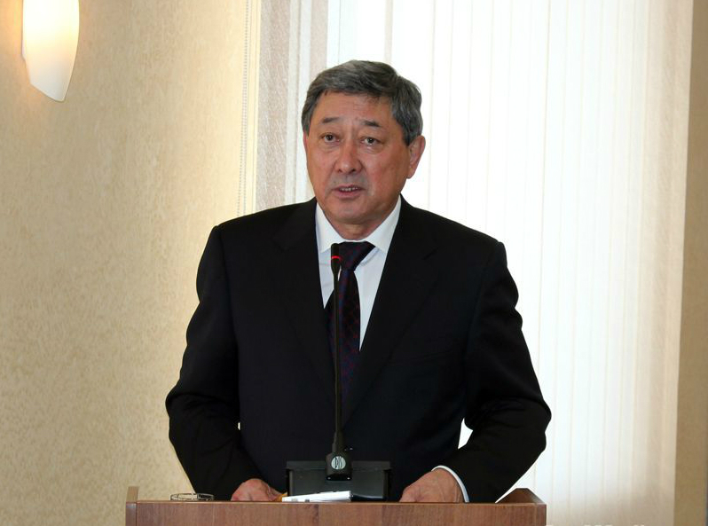 Бактыкожа Измухамбетов покинул пост председателя Мажилиса