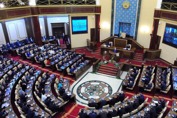 Сенат приостановил действие некоторых норм земельного законодательства