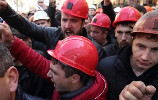 В Румынии бастуют 300 работников подразделения КазМунайГаза