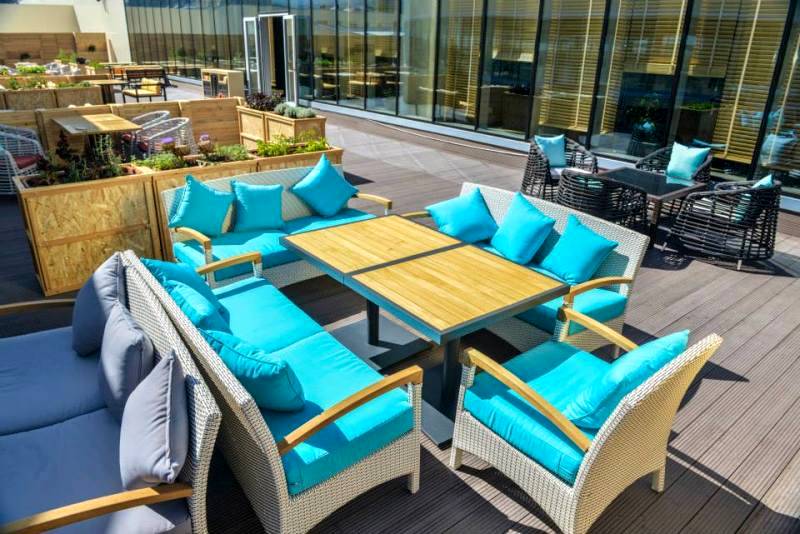 15 уютных летних террас в Алматы