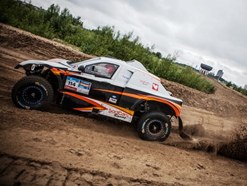 Участники ралли «Шелковый путь» преодолели два этапа