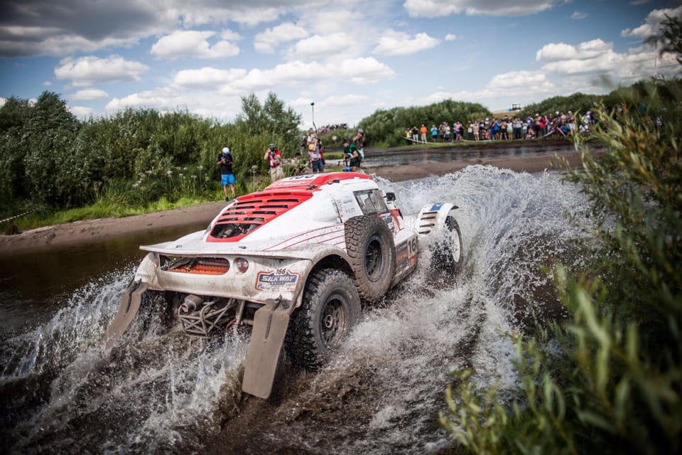 Казахстанский экипаж в пятерке лучших на ралли «Шелковый путь»!