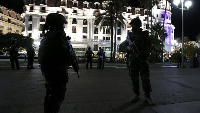 МВД Франции: жертвами теракта в Ницце стали 80 человек