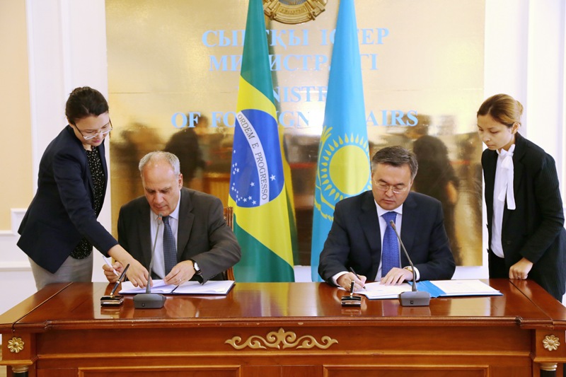 Казахстан и Бразилия подписали соглашение о безвизовом режиме