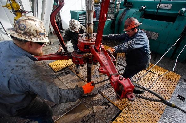 Минэнерго США: добыча сланцевой нефти вырастет на 45% к 2040 г