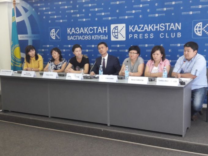 Пекинские врачи обманули казахстанских детей-инвалидов