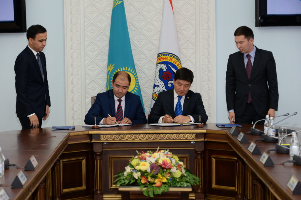 В Алматы при поддержке бизнеса построят ледовый дворец, теннисные корты и новый учебный центр