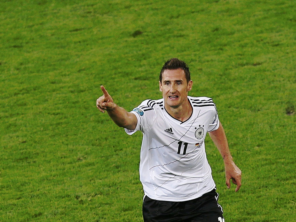 Лучший бомбардир в истории ЧМ Клозе завершил карьеру футболиста