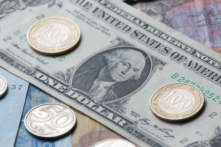 Тамызда Ұлттық қордан 420 млн доллар сатылды
