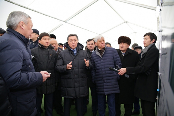 Аскар Мамин ознакомился с ходом строительства города-спутника Алматы