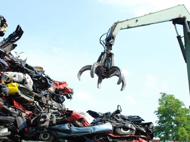 За первую неделю в Казахстане на утилизацию принято 188 автомобилей