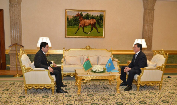 Аскар Мамин: Казахстан вносит весомый вклад в развитие транспортной системы региона