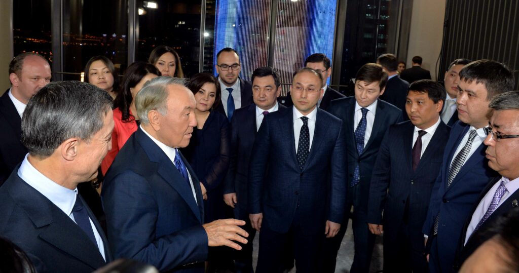 Нурсултан Назарбаев встретился с руководителями государственных СМИ