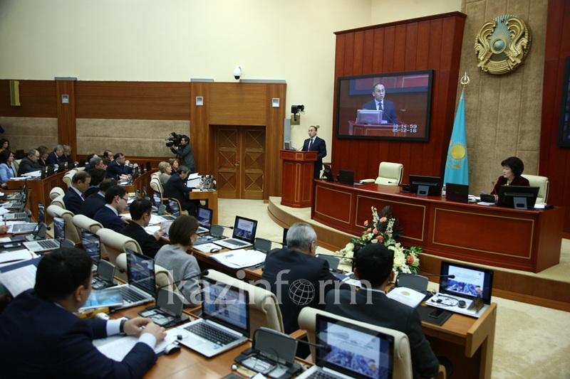 В Казахстане разрешат рекламу слабоалкогольной продукции