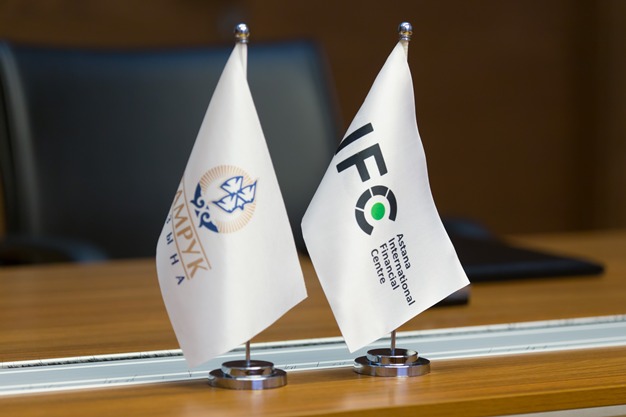 МФЦА и АО «Самрук-Қазына» подписали Меморандум о взаимопонимании