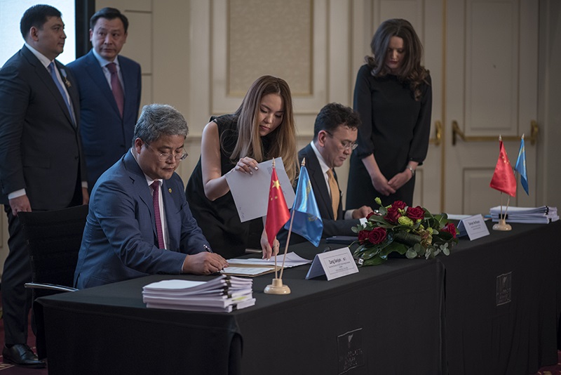 Эксперты прокомментировали сделку КМГ с китайцами