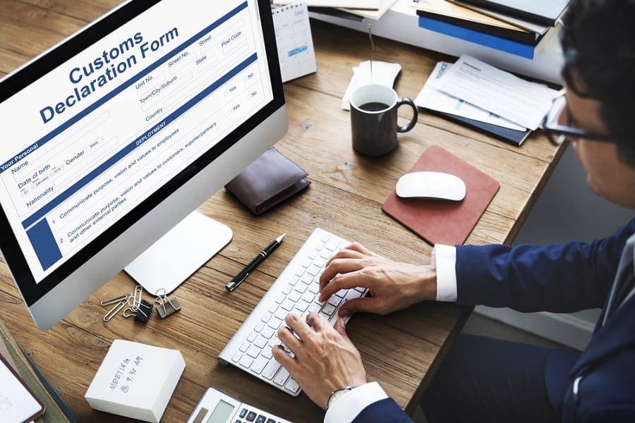 Не надо стоять в очередях: в Астане введена электронная версия таможенного декларирования