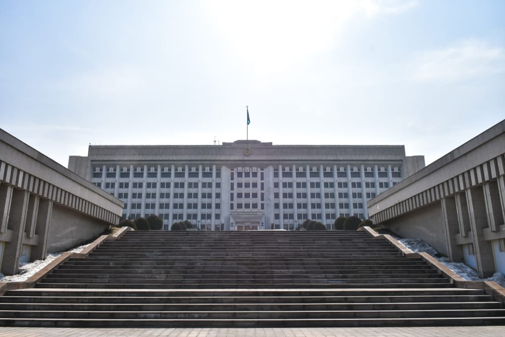 Акимат Алматы о «изъятии» земли у «Казахфильма»: Земля не принадлежит киностудии