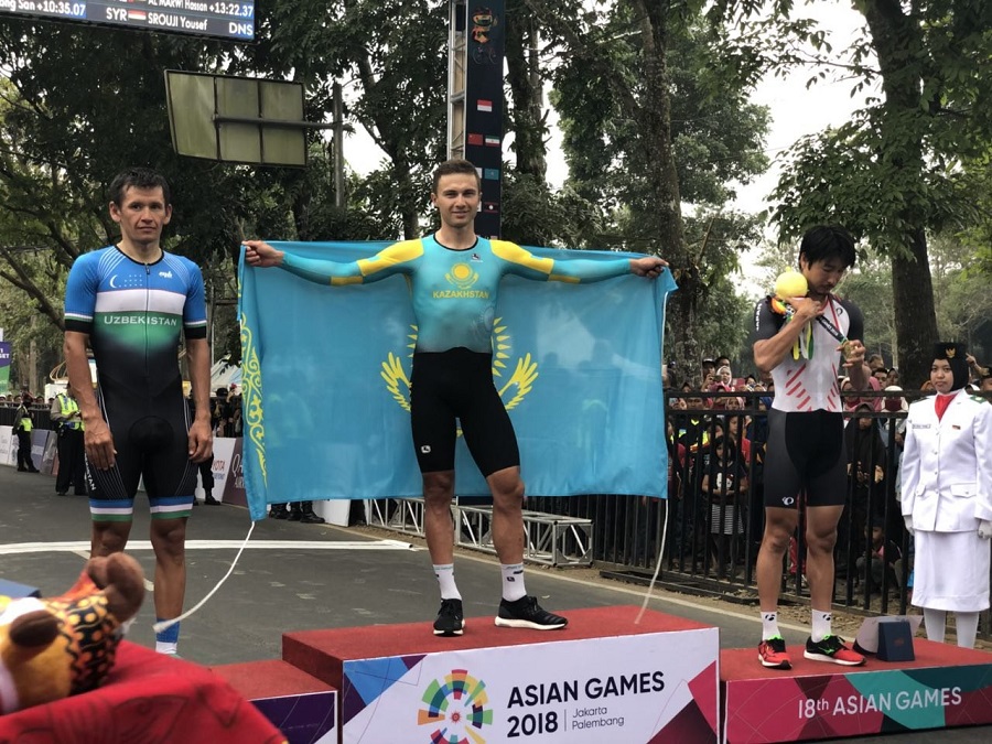 Казахстанский велогонщик завоевал еще одну золотую медаль на Азиаде