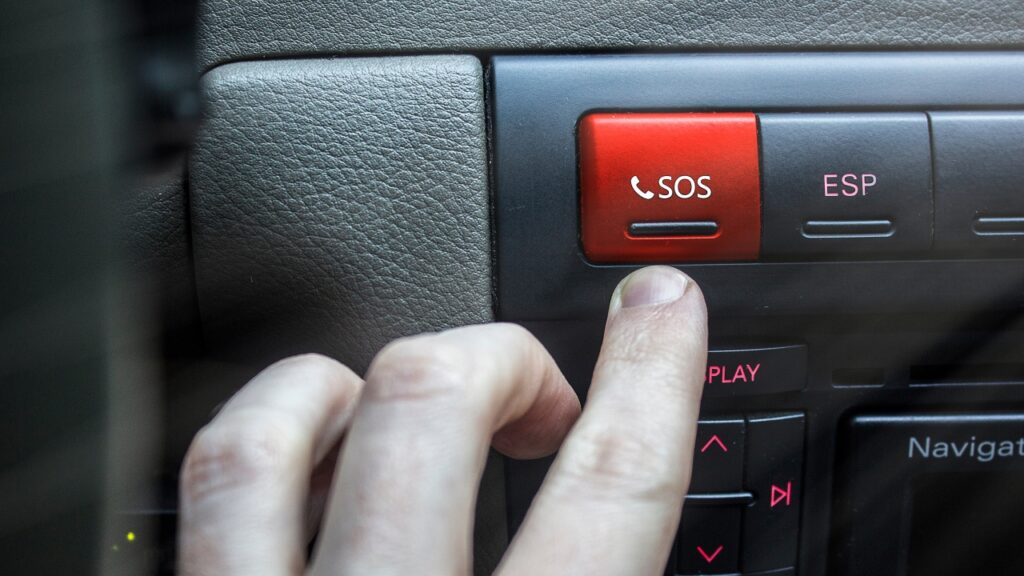 Спасение или дополнительные расходы? Нужна ли система ЭВАК автолюбителям