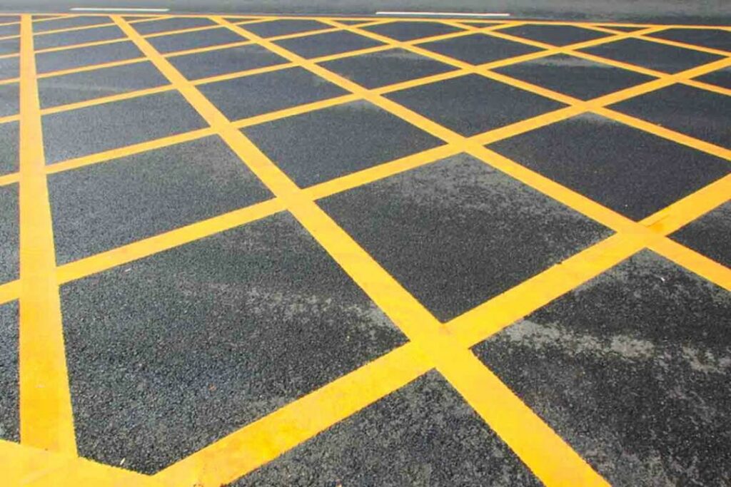 «Вафельная» дорожная разметка появилась в Астане