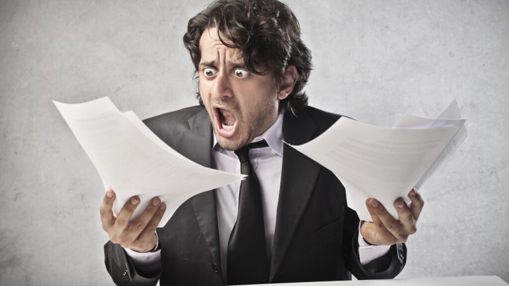 Наследие акима: руководству Семея приходится в суде оспаривать решения бывшего главы города