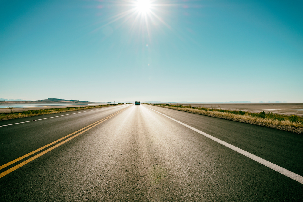 Почему появились трещины на автотрассе Караганда – Темиртау разбирались депутаты