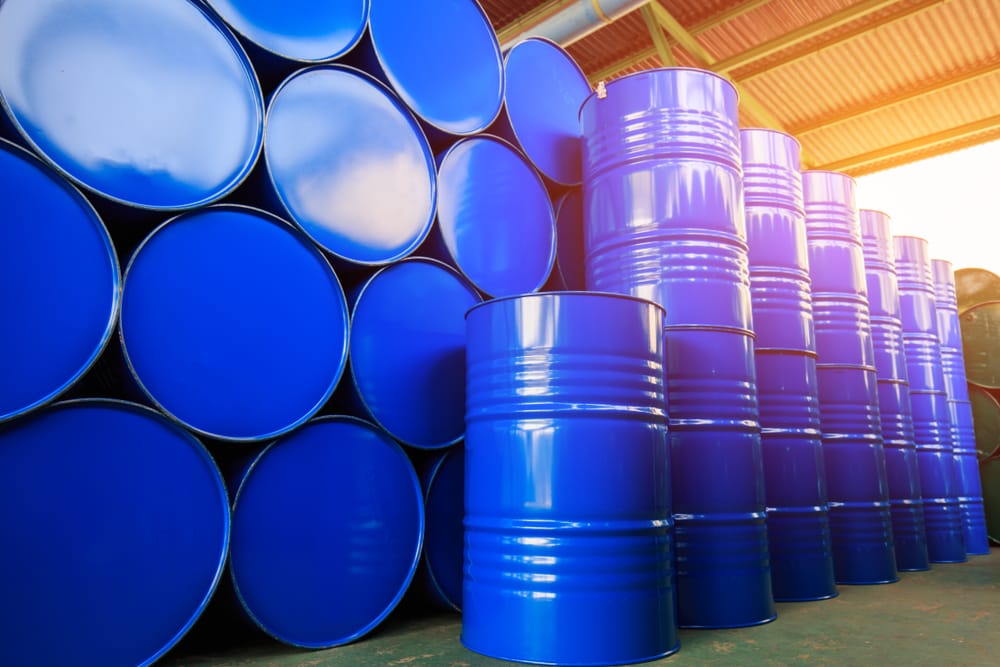 Нефть марки Brent подобралась к $82 за баррель