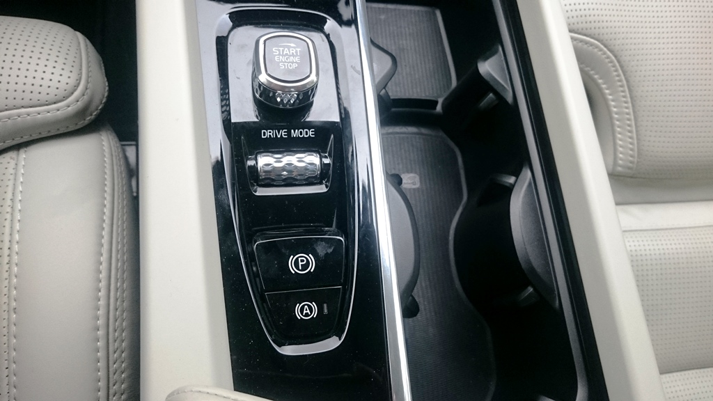 Тест-драйв Volvo XC60: комфорт, возведенный в абсолют