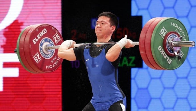 Казахстан завоевал первую медаль на ЧМ-2018 по тяжелой атлетике