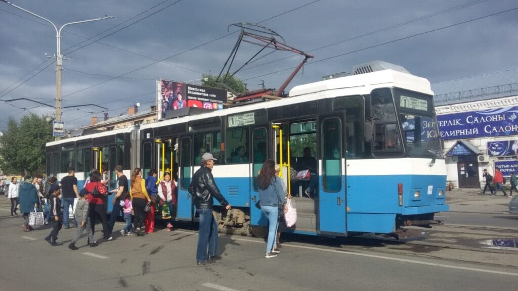 Новый собственник требует с трамвайного парка Усть-Каменогорска 64 млн тенге ежегодно