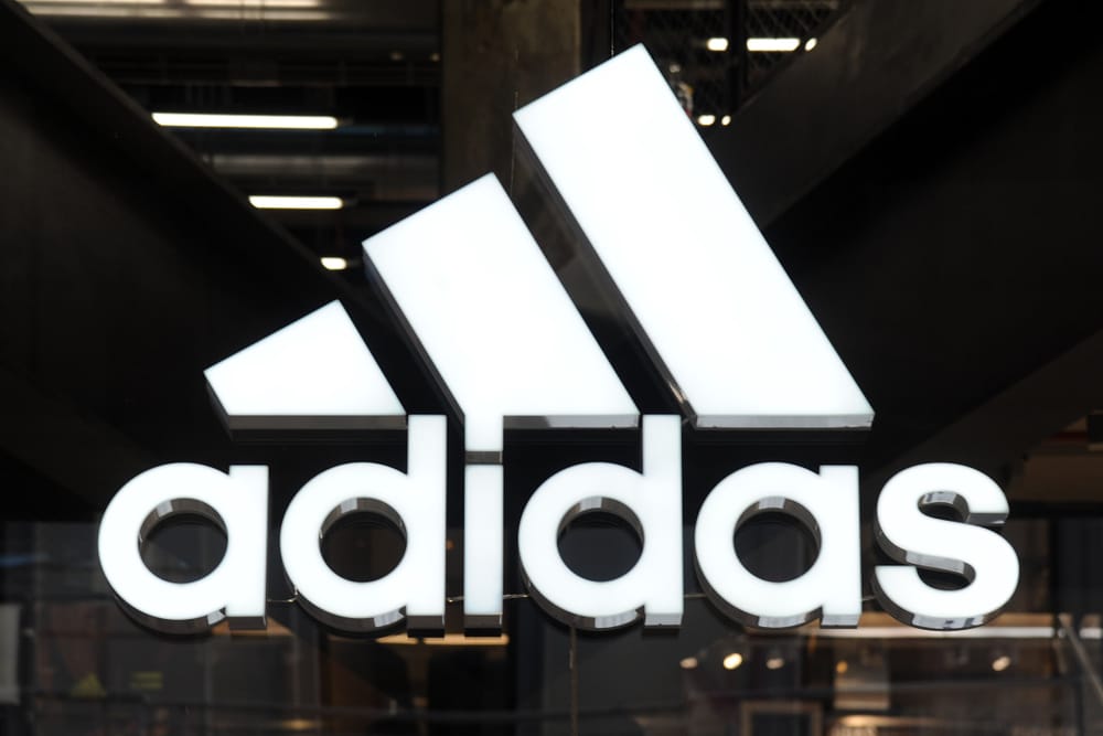 С начала года чистая прибыль Adidas выросла на 40%, до 1,594 млрд евро