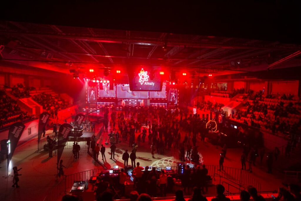 В Алматы завершился отборочный этап Международного Чемпионата по киберспорту WESG