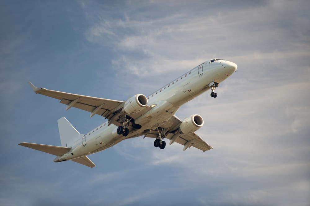 В «Эйр Астана» прокомментировали экстренную посадку самолета в Португалии