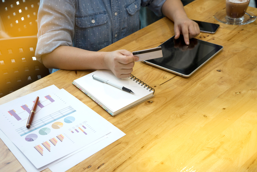 Доля безналичных платежей в бюджет Костанайской области составила 59,1%