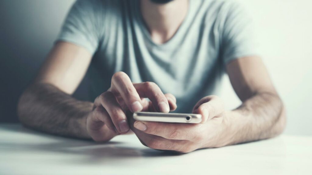 МИК планирует в декабре запустить интернет-ресурс для проверки регистрации SIM-карт