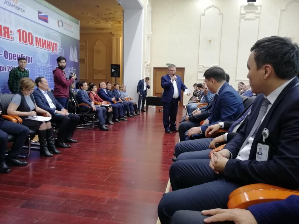 Бизнесмены жалуются на многочасовые очереди на границе и административные барьеры