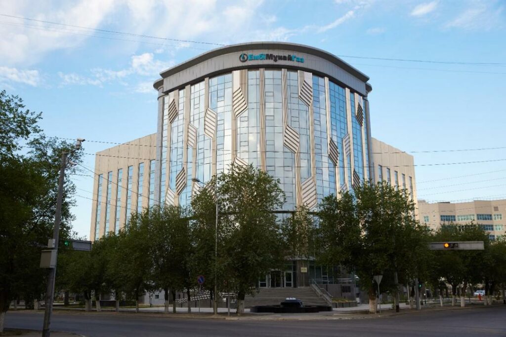 Дочка РД КМГ оштрафована за незаконное сжигание кислого газа