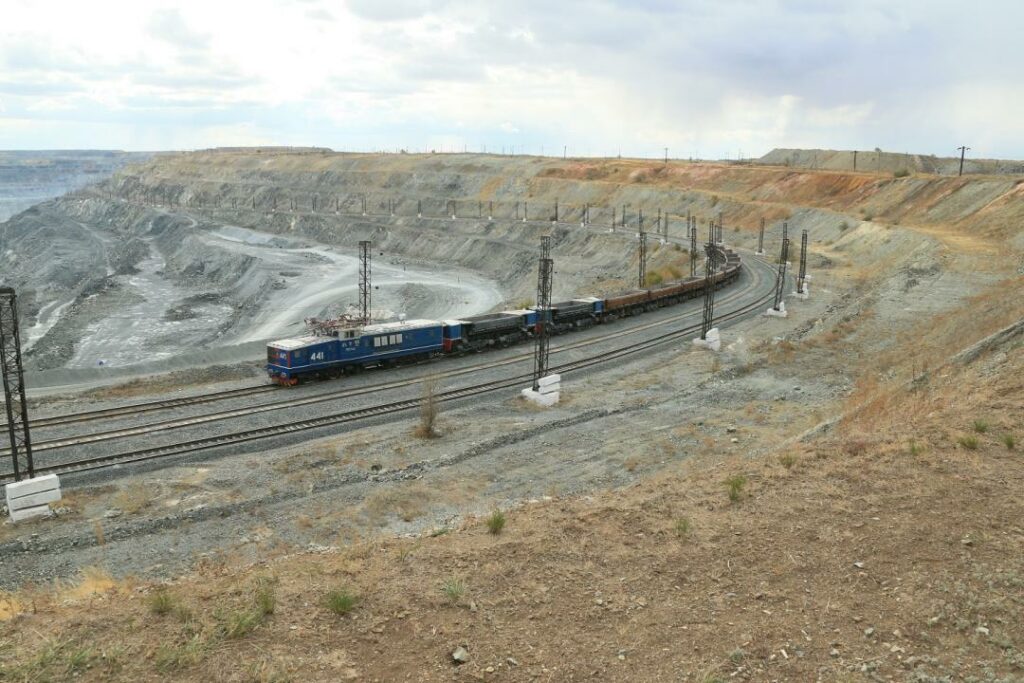 Вымирающее в мире асбестовое производство все-таки остается на плаву в Казахстане