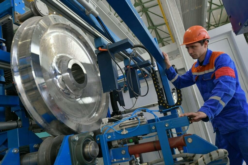 Полный цикл производства железнодорожных колес запущен в Казахстане при финансировании БРК