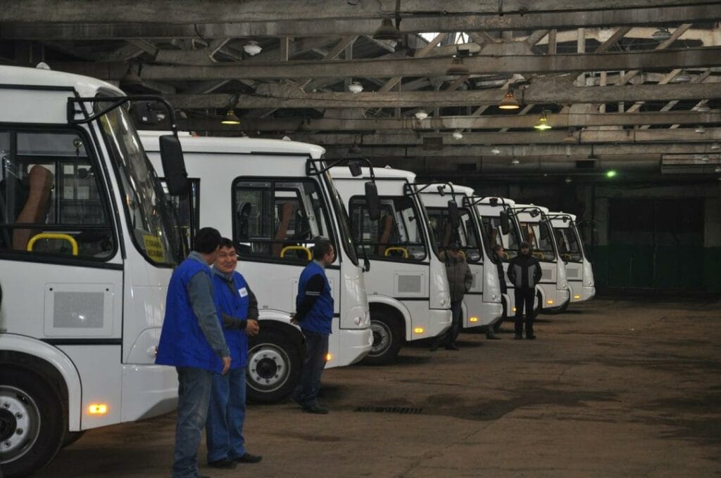 В ЗКО депутаты урезали суммы субсидий для господдержки общественного транспорта