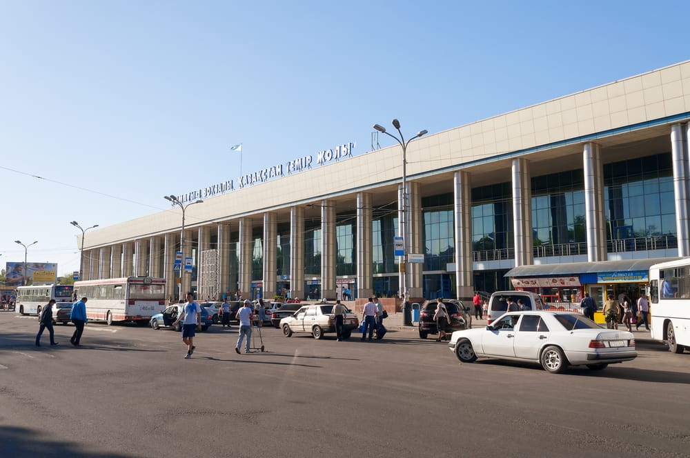 Железнодорожные вокзалы «Алматы-1» и «Алматы-2» передадут в коммунальную собственность города