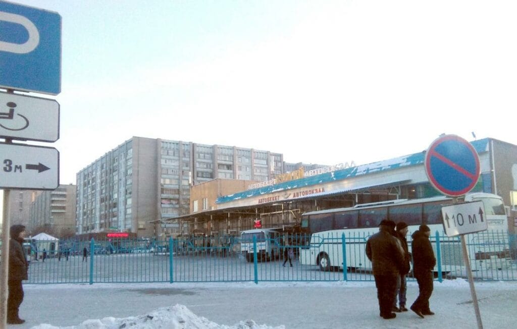 Автовокзалу Семея без огласки продали часть городской улицы