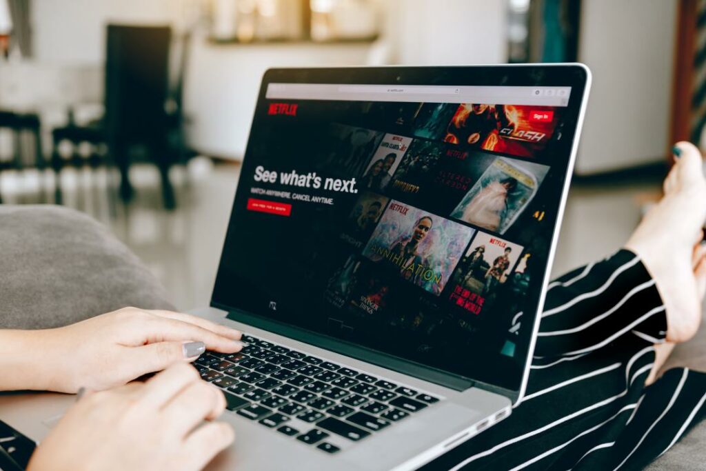 В 2018 году число платных подписчиков Netflix выросло до 139 млн