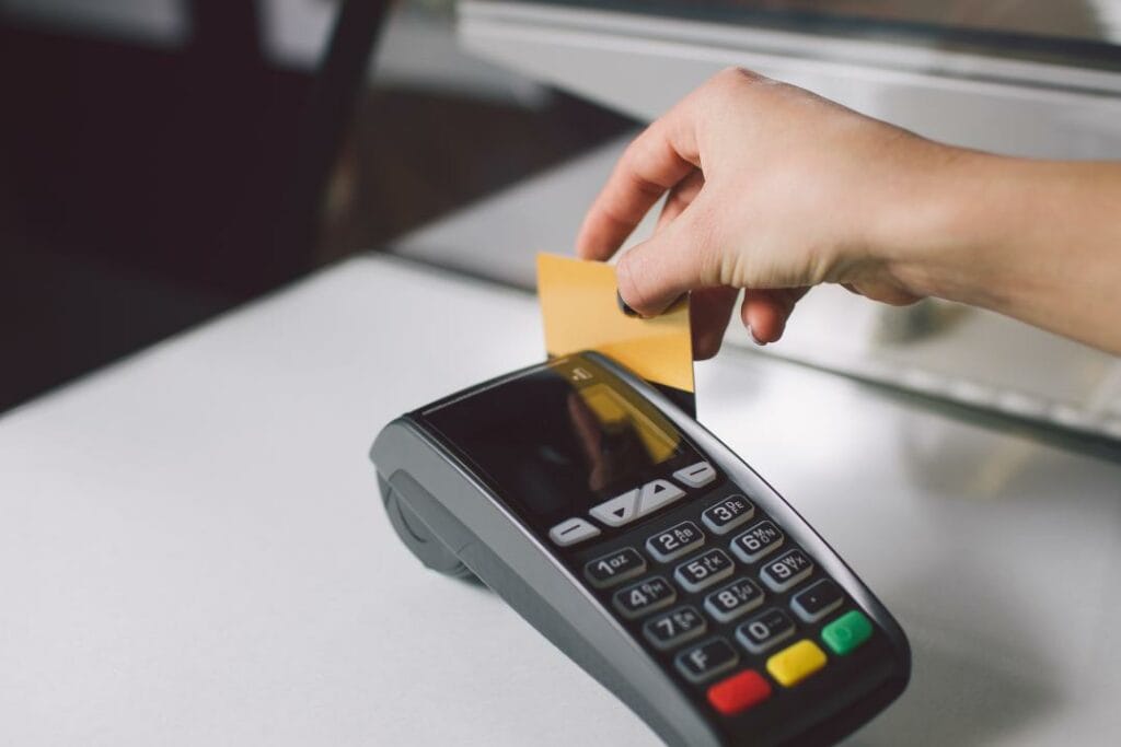 Депутат: Бизнес не знает куда деть устаревшие ККМ