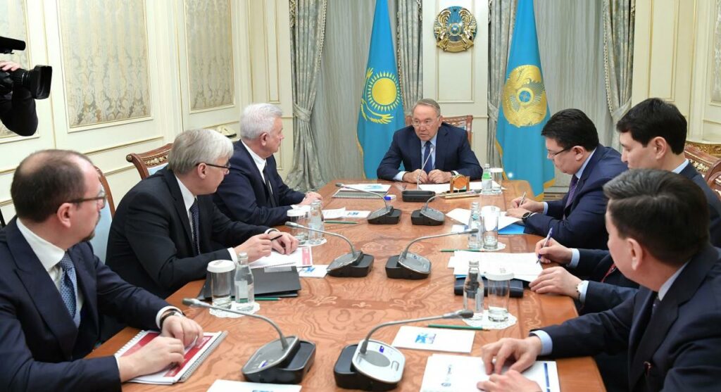 Назарбаев: «»Лукойл» инвестировал в экономику страны около $9 миллиардов»